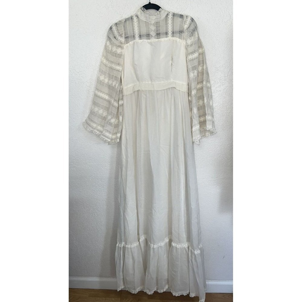 VINTAGE Wedding Dress Prairie Size Small Antique Lace Bridal Ladies Q
